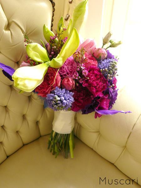 bukiet ślubny - fiolet -róże, hiacynty, amarylisy i goździki