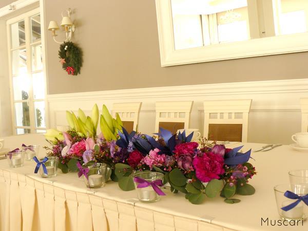 wiązanka kwiatów ombre - hiacynty, goździki, eustomy, amarylisy, róże